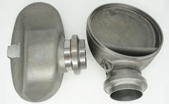  pièces de moulage en métal pour la bride d'échappement en fonte de graphite nodulaire de GJS-SiMo 40-6