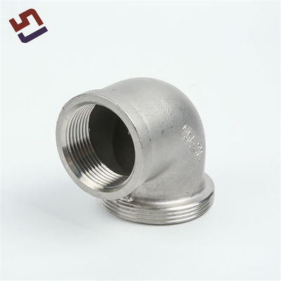 Exemples personnalisés Machining CNC en acier inoxydable 90 degrés